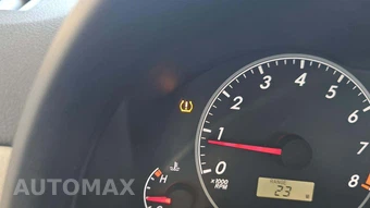 2012 Toyota Corolla LE – miniatura 24