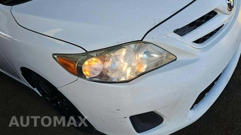 2012 Toyota Corolla LE – miniatura 47