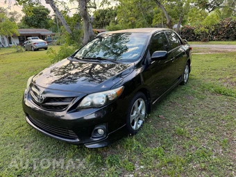 2012 Toyota Corolla S - miniatura 2
