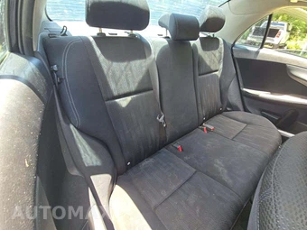 2012 Toyota Corolla S – miniatura 16