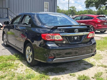 2012 Toyota Corolla S – miniatura 2