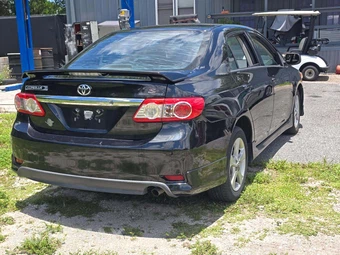 2012 Toyota Corolla S – miniatura 3