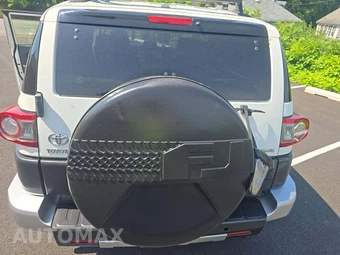 2012 Toyota FJ Cruiser w/Rear Doors - miniatura 11