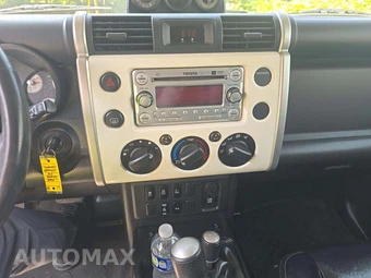 2012 Toyota FJ Cruiser w/Rear Doors - miniatura 7