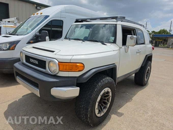 2012 Toyota FJ Cruiser w/Rear Doors