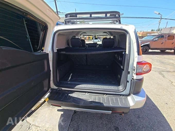 2012 Toyota FJ Cruiser w/Rear Doors - miniatura 14