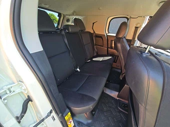 2012 Toyota FJ Cruiser w/Rear Doors - miniatura 16
