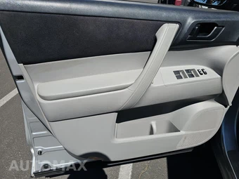 2012 Toyota Highlander – miniatura 9