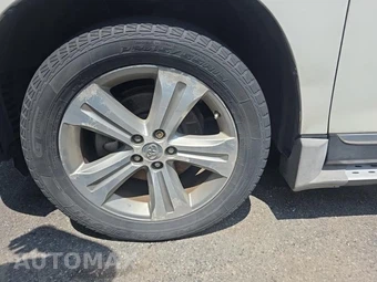 2012 Toyota Highlander Limited – miniatura 8