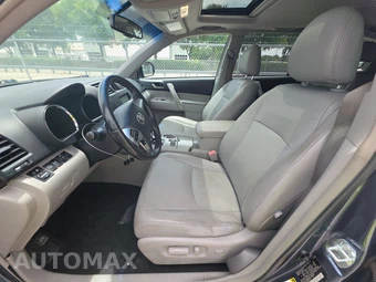 2012 Toyota Highlander SE – miniatura 7