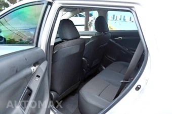 2012 Toyota Matrix S - miniatura 11