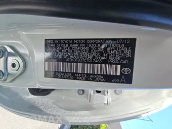 2012 Toyota Prius c Four - miniatura 14
