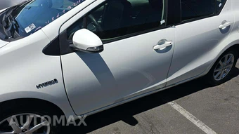 2012 Toyota Prius c Four - miniatura 28