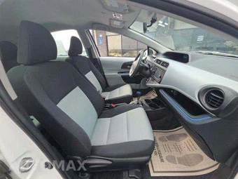 2012 Toyota Prius c Three – miniatura 18