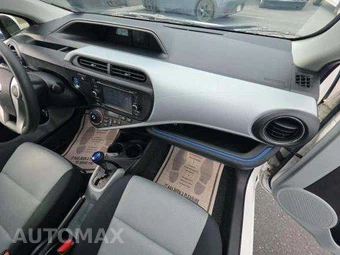 2012 Toyota Prius c Three – miniatura 19