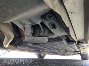 2012 Toyota Prius Four – miniatura 17