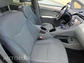 2012 Toyota Prius Four – miniatura 18