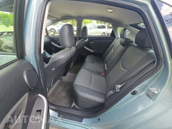 2012 Toyota Prius Four – miniatura 13
