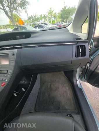 2012 Toyota Prius Four – miniatura 19