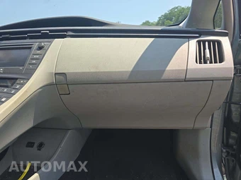 2012 Toyota Prius Four - miniatura 16
