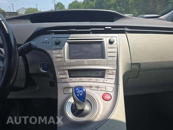 2012 Toyota Prius Four - miniatura 7