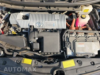 2012 Toyota Prius Plug-In Hybrid - miniatura 15