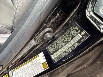 2012 Toyota Prius Three - miniatura 11