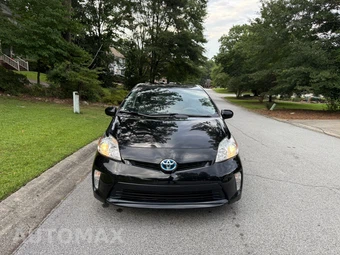 2012 Toyota Prius Three - miniatura 2