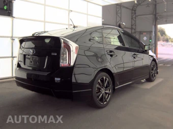 2012 Toyota Prius Three – miniatura 4