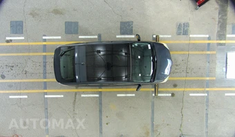 2012 Toyota Prius Three - miniatura 17