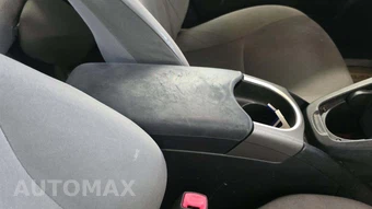 2012 Toyota Prius Three - miniatura 25