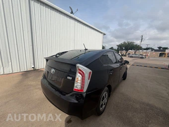 2012 Toyota Prius Three – miniatura 13