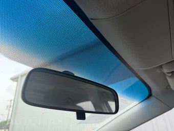 2012 Toyota Prius Three – miniatura 32