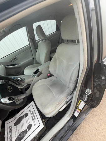 2012 Toyota Prius Three – miniatura 34