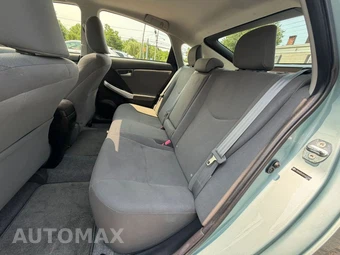 2012 Toyota Prius Three – miniatura 16