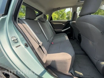 2012 Toyota Prius Three – miniatura 18