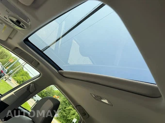 2012 Toyota Prius Three – miniatura 29