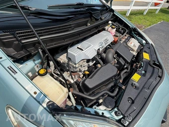 2012 Toyota Prius Three – miniatura 36
