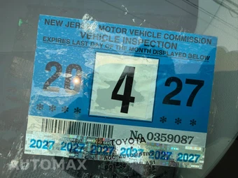 2012 Toyota Prius Three – miniatura 38