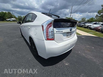 2012 Toyota Prius Three – miniatura 2