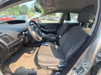 2012 Toyota Prius Three - miniatura 6