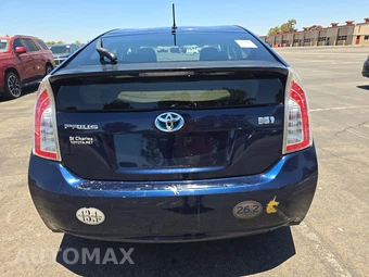 2012 Toyota Prius Two – miniatura 5