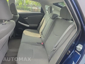 2012 Toyota Prius Two - miniatura 16