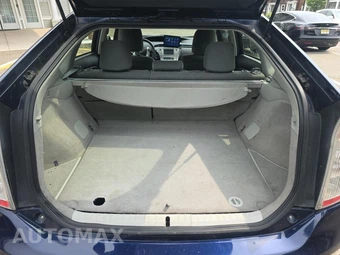 2012 Toyota Prius Two - miniatura 19
