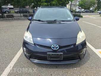 2012 Toyota Prius Two - miniatura 2