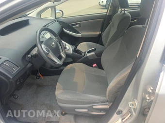 2012 Toyota Prius Two – miniatura 7