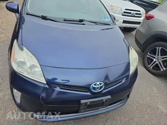 2012 Toyota Prius Two – miniatura 2