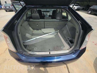 2012 Toyota Prius Two – miniatura 14