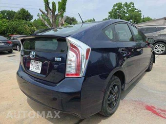 2012 Toyota Prius Two – miniatura 3