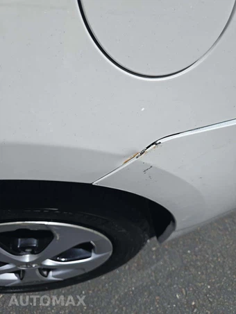2012 Toyota Prius Two – miniatura 23